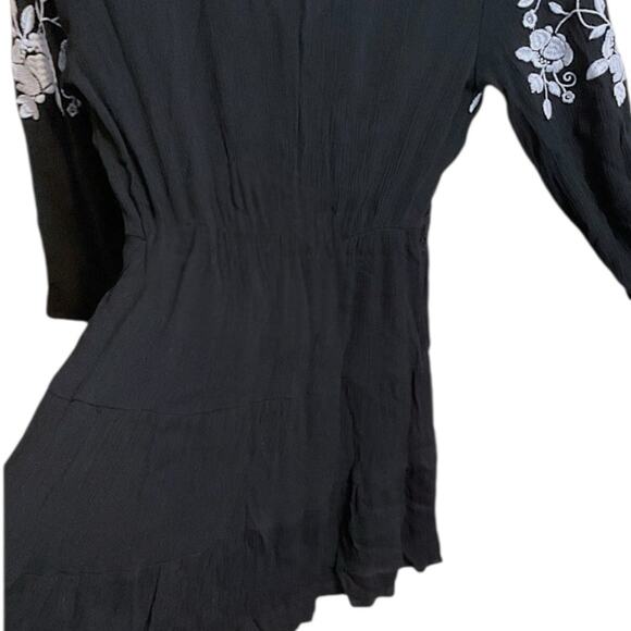 Jun & Ivy Black Boho Chic Embroidered Gauze Dress Womens Sz S Peasant V-Neck - Picture 10 of 12
